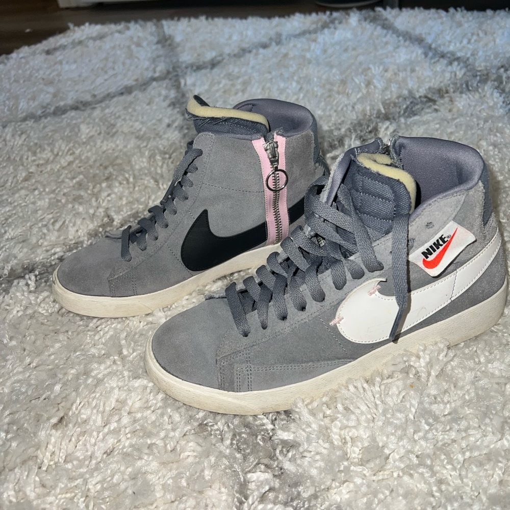 Nike Women’s High Top Sneakers